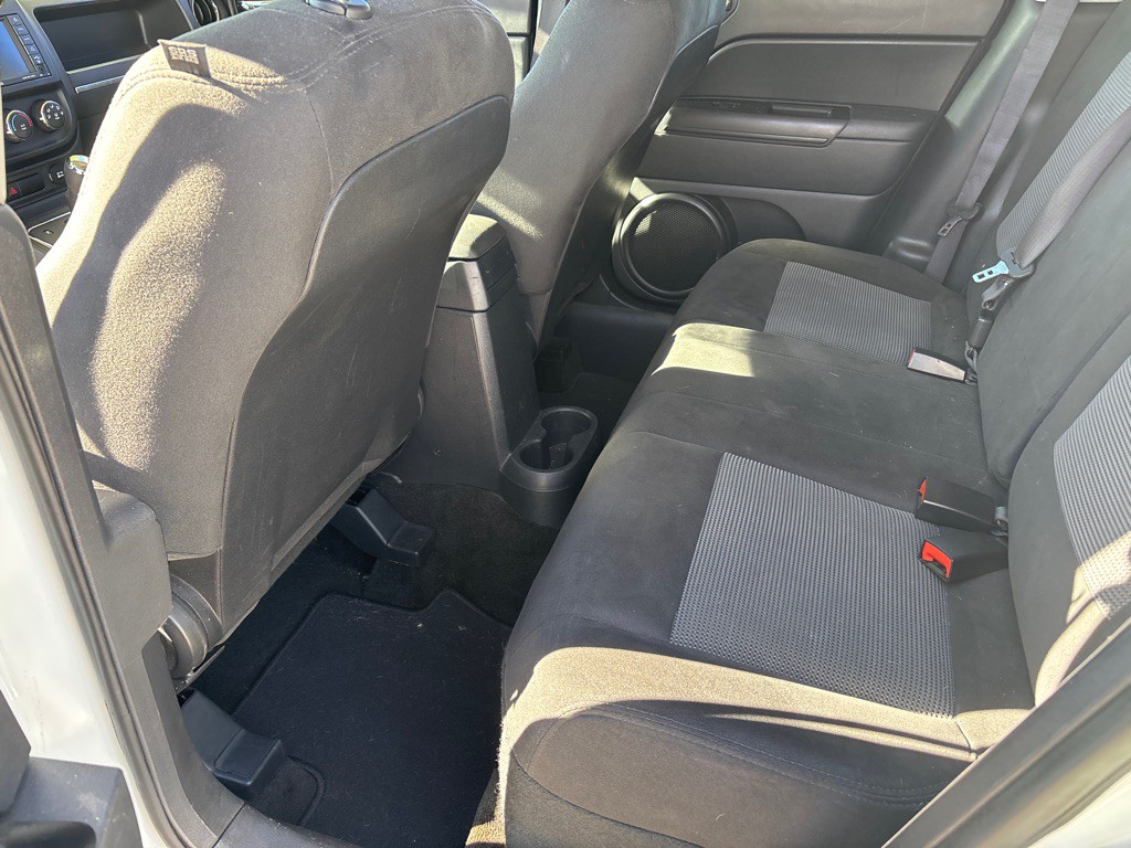 2016 Jeep Patriot Image 7