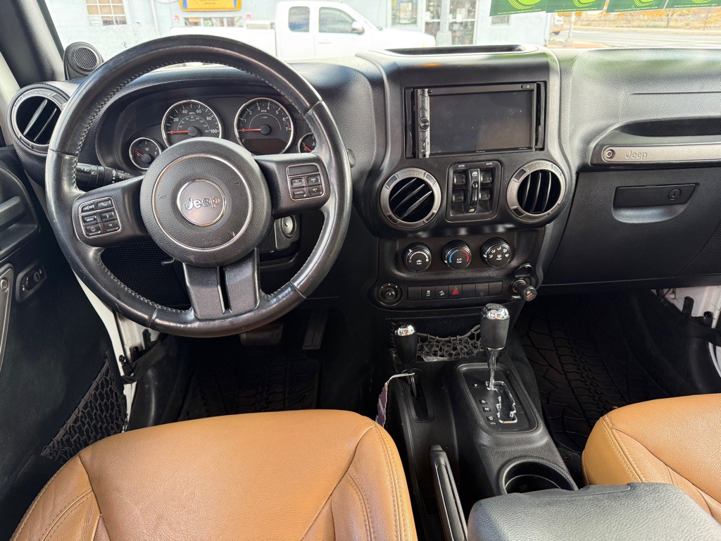 2013 Jeep Wrangler Unlimited Image 10