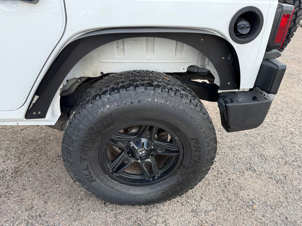 2013 Jeep Wrangler Unlimited Image 12