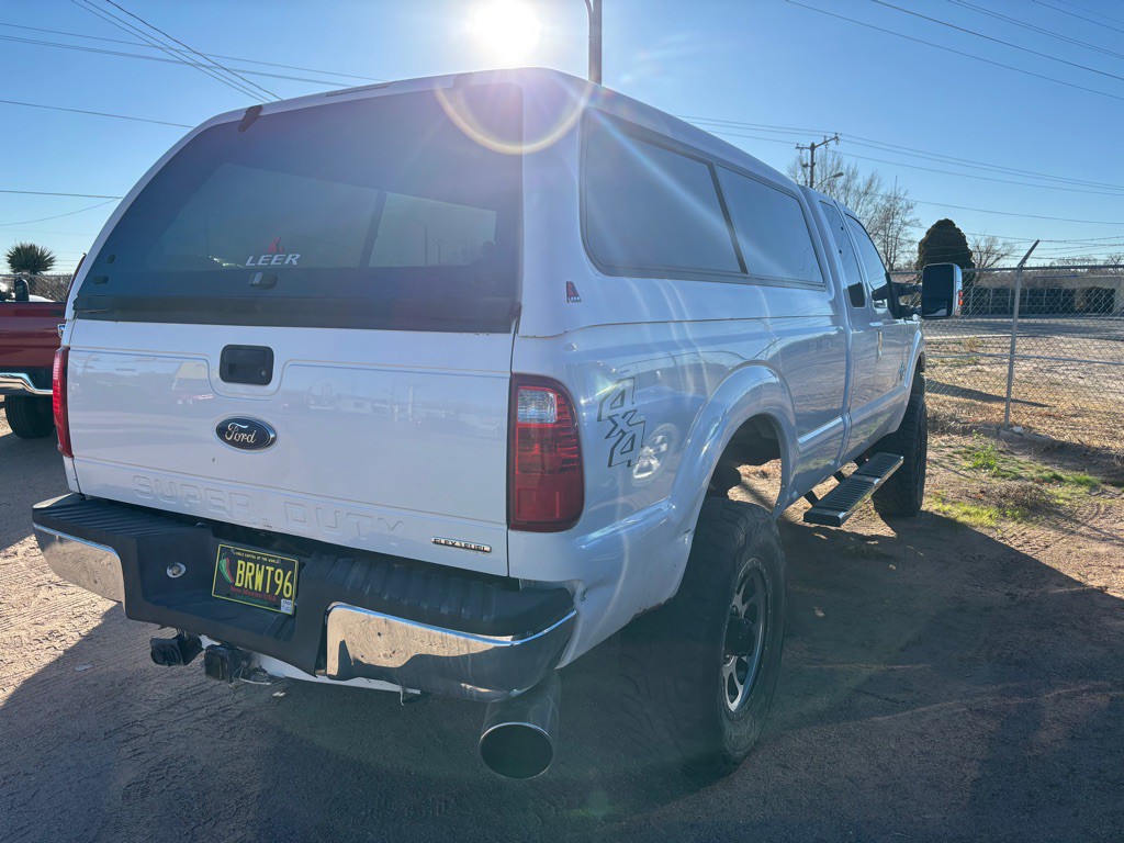 2011 Ford F-250 Image 4