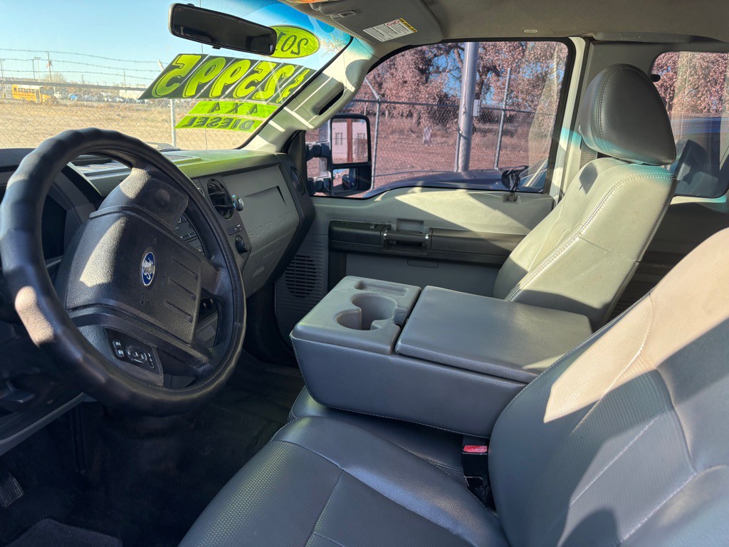 2011 Ford F-250 Image 5
