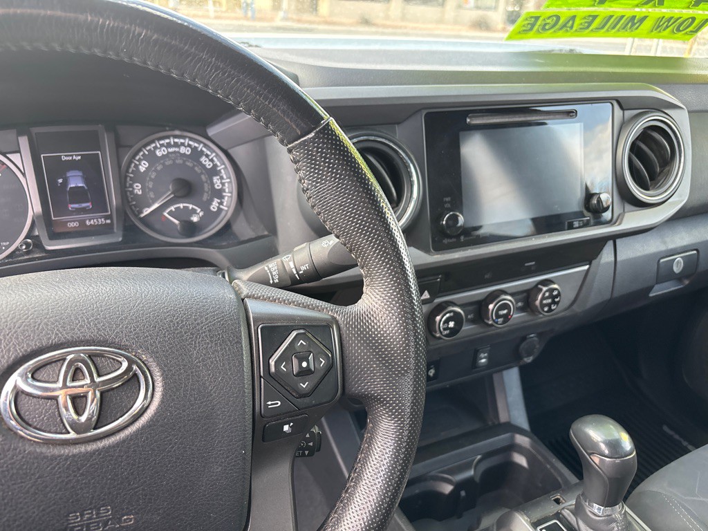 2017 Toyota Tacoma Image 6