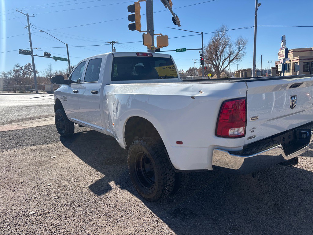 2018 RAM 3500 Image 4