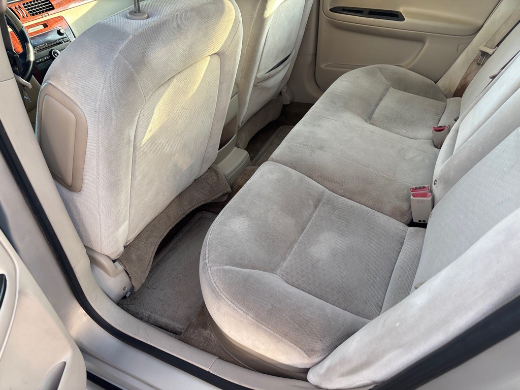 2009 Chevrolet Impala Image 7