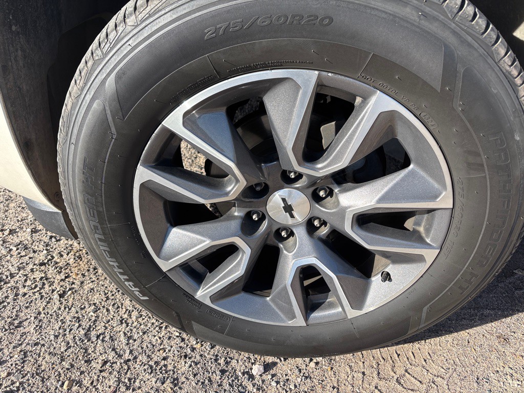 2013 Chevrolet Tahoe Image 3