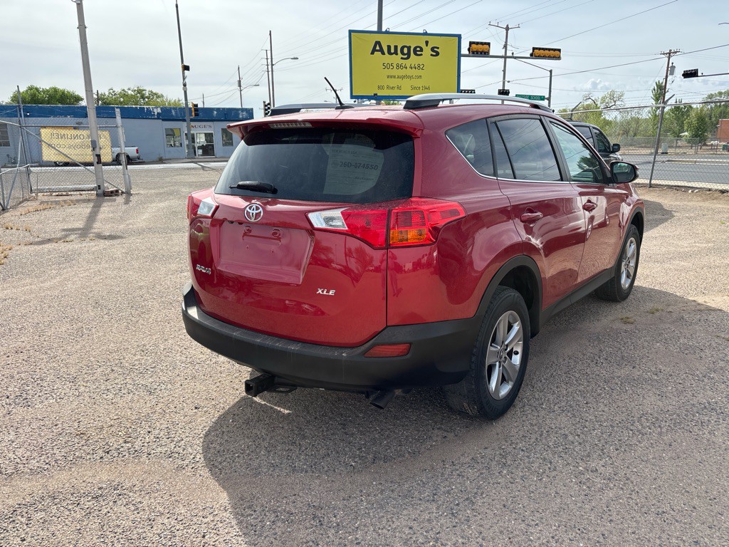 2015 Toyota Rav4 Image 13