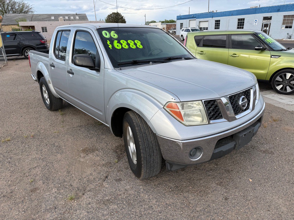 2007 Nissan Frontier Image 2