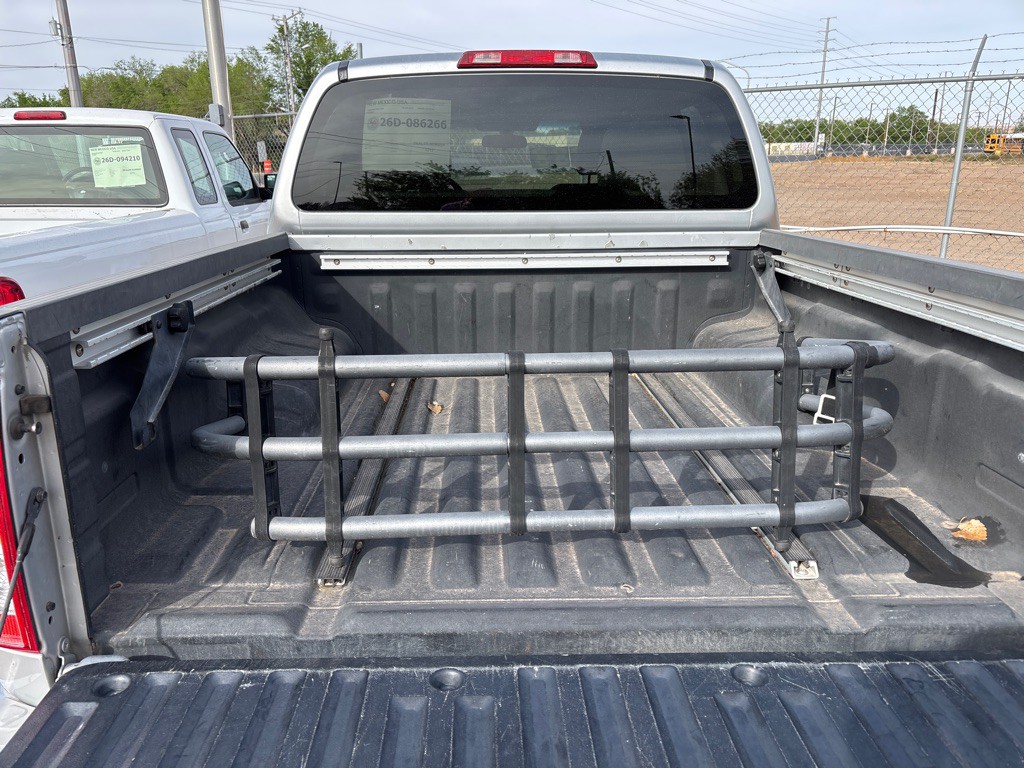 2007 Nissan Frontier Image 16