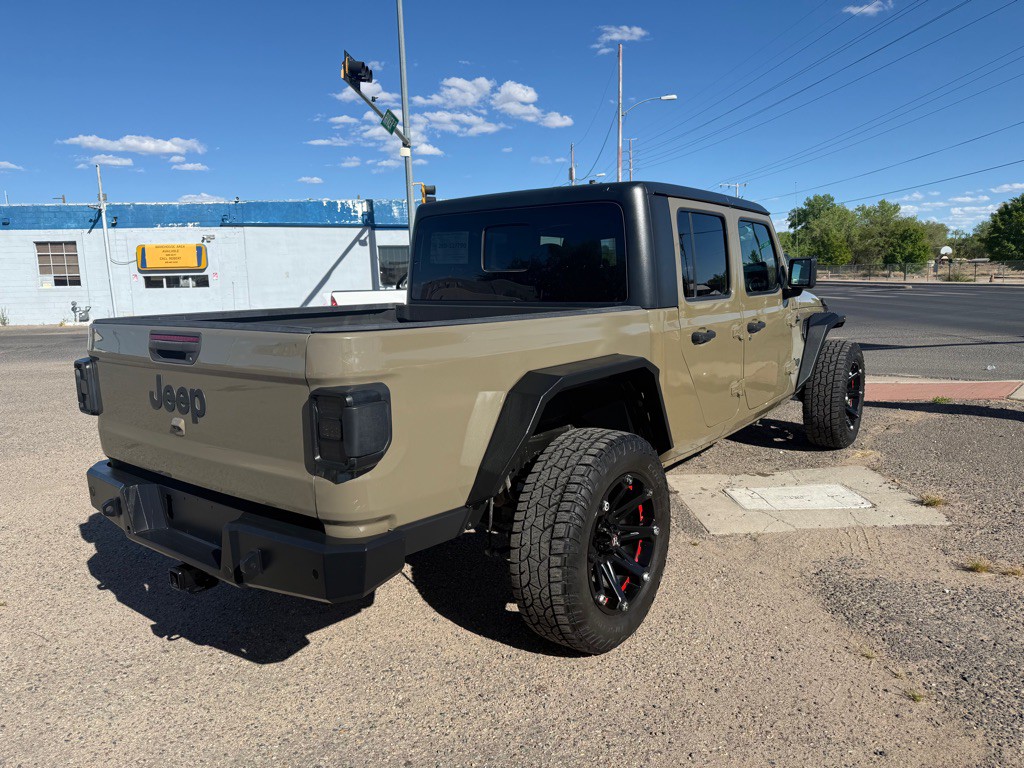 2020 Jeep Gladiator Image 3
