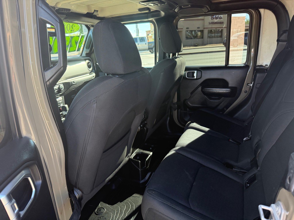 2020 Jeep Gladiator Image 6