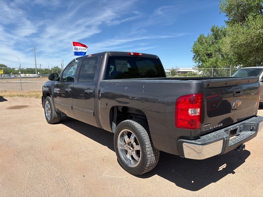 2010 Chevrolet Silverado 1500 Image 3