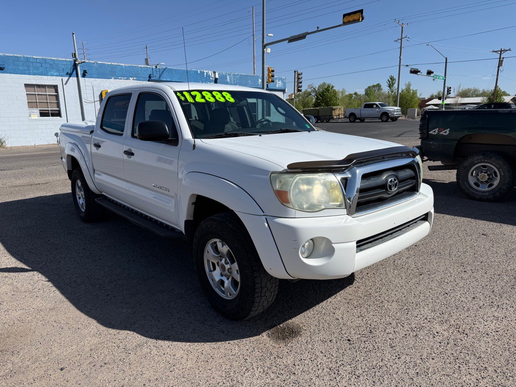 2005 Toyota Tacoma Image 2