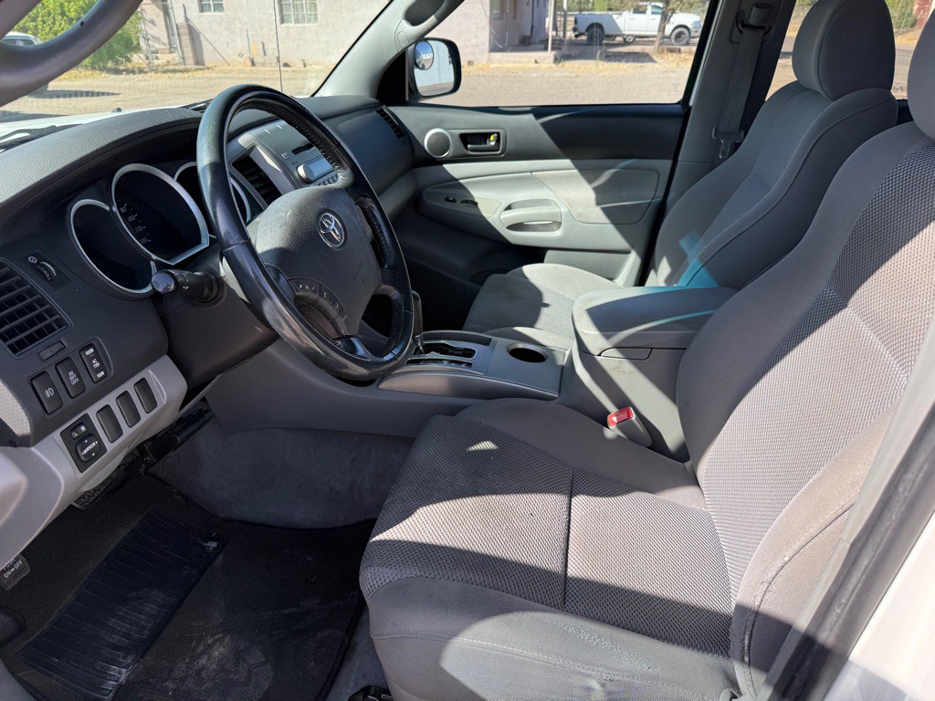 2005 Toyota Tacoma Image 5