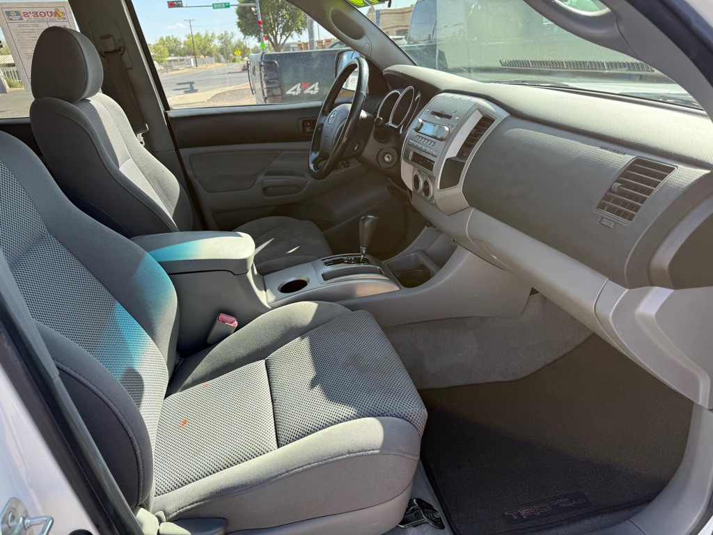 2005 Toyota Tacoma Image 7