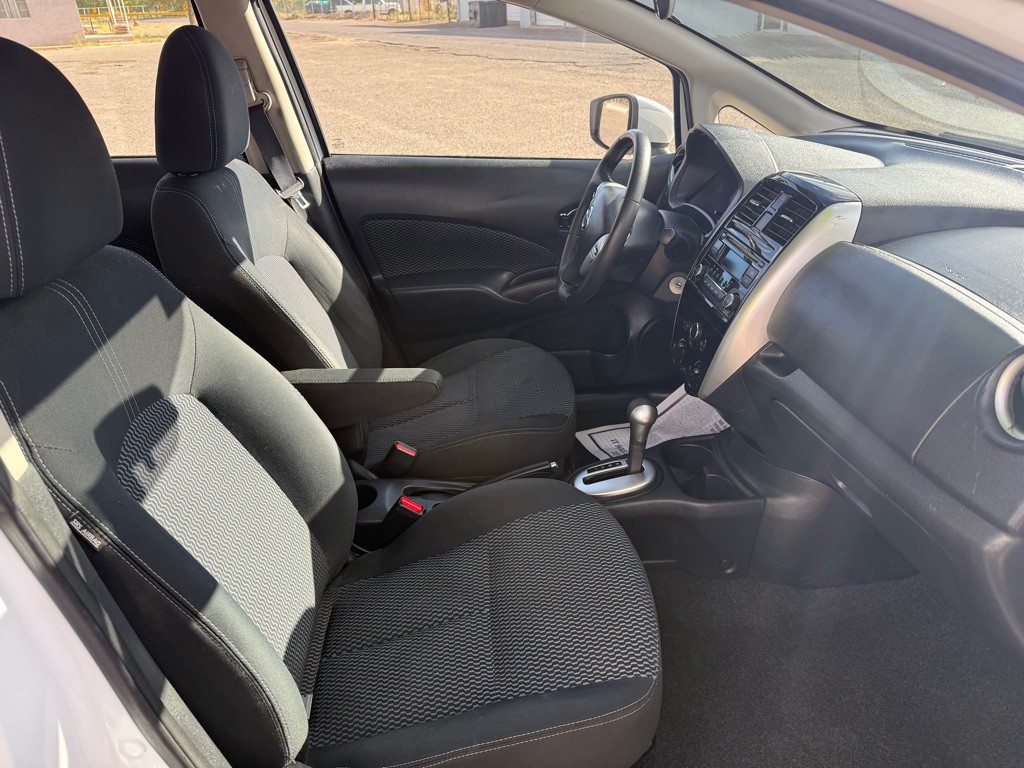 2015 Nissan Versa Image 7