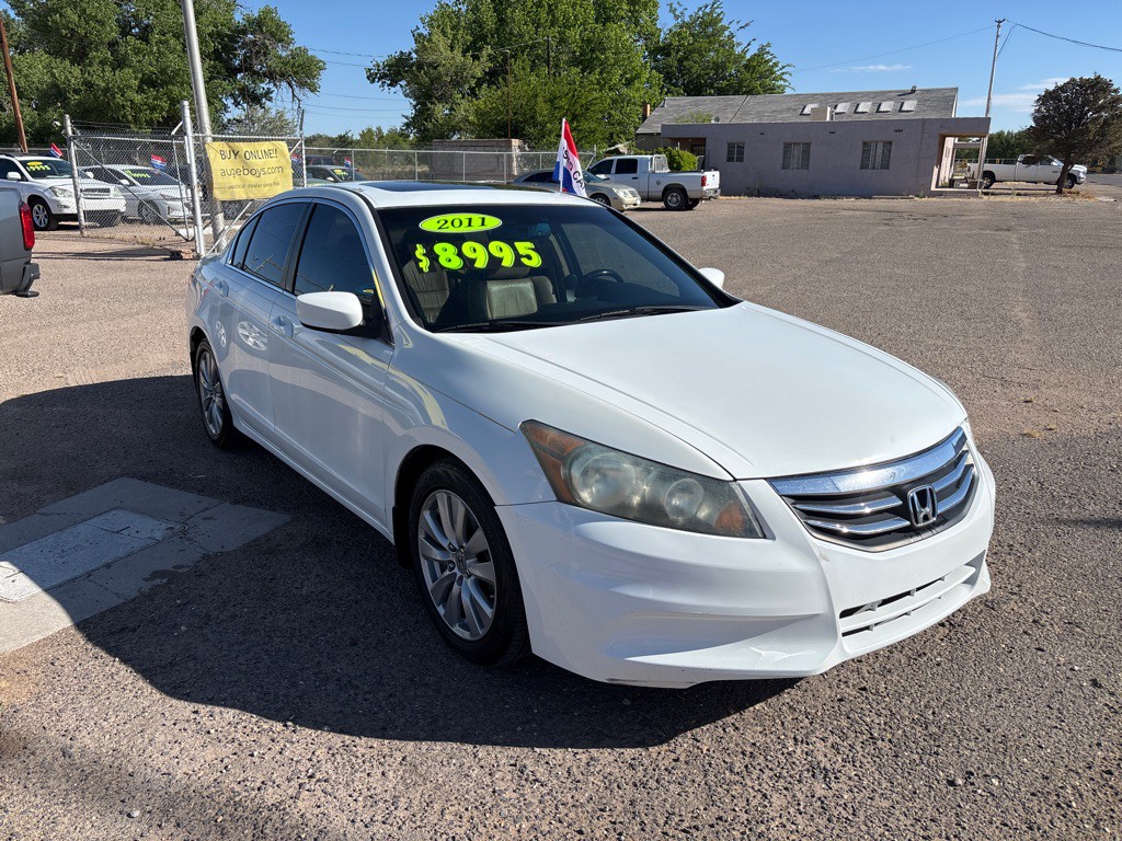 2011 Honda Accord Image 2