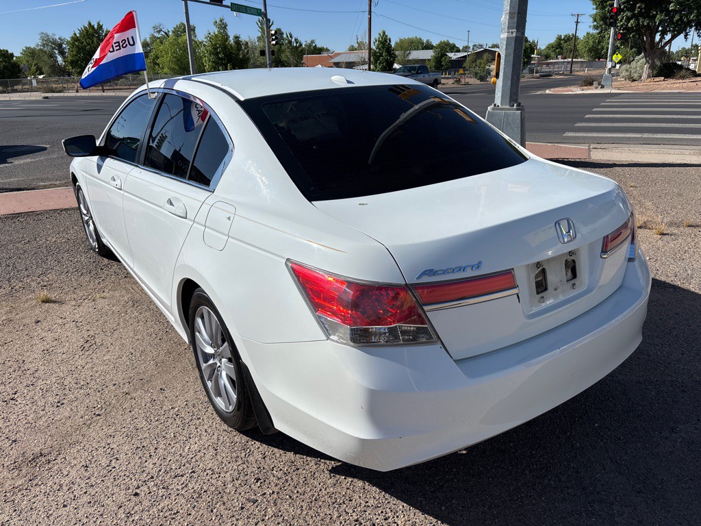 2011 Honda Accord Image 4