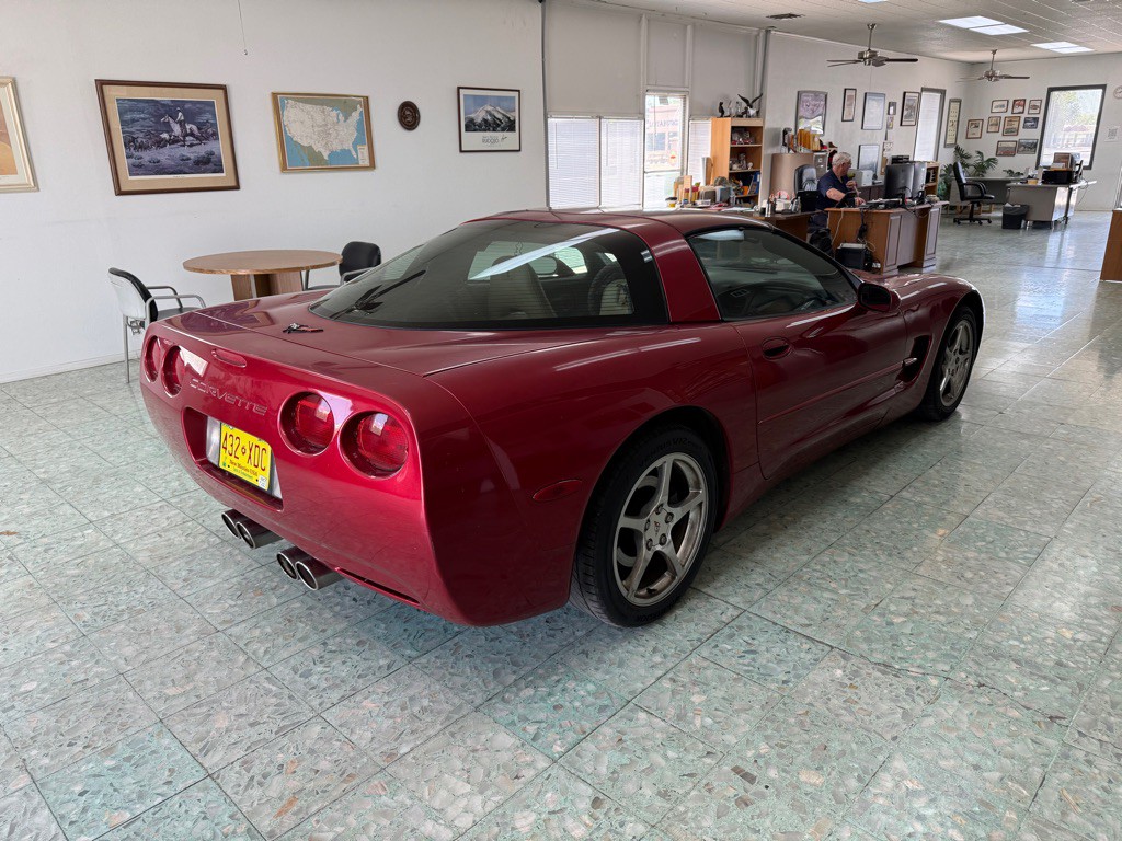 2000 Chevrolet Corvette Image 3