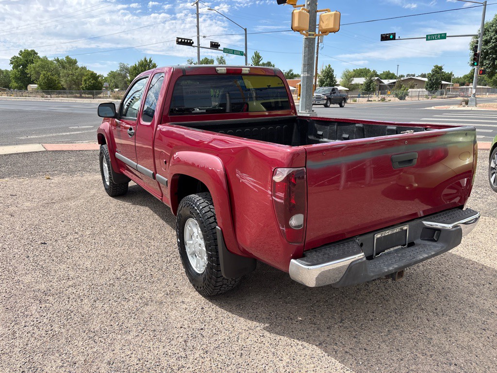 2004 Chevrolet Colorado Image 4