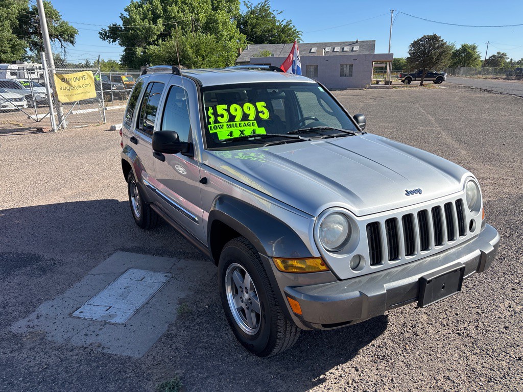 2006 Jeep Liberty Image 1