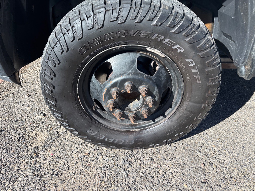 2017 RAM 3500 Image 9