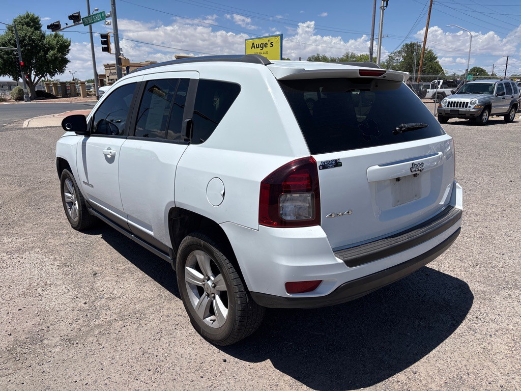 2015 Jeep Compass Image 2