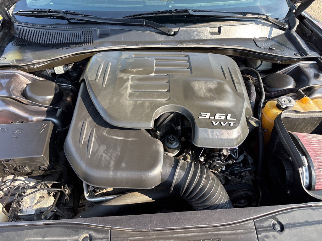 2016 Dodge Charger Image 9