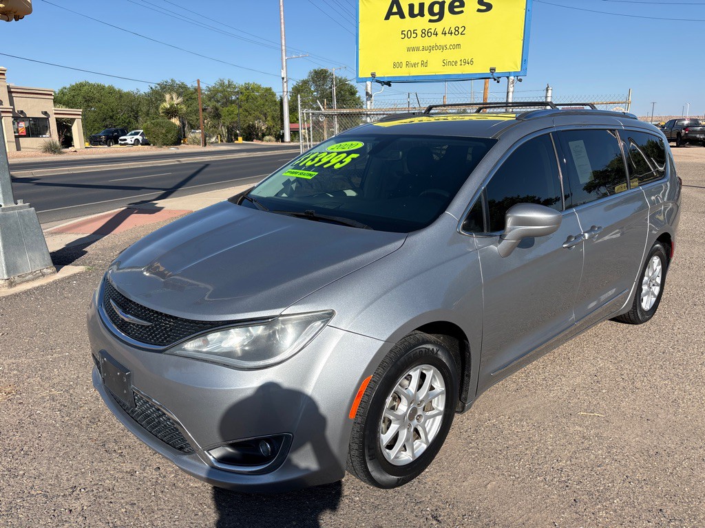 2020 Chrysler Pacifica Image 1