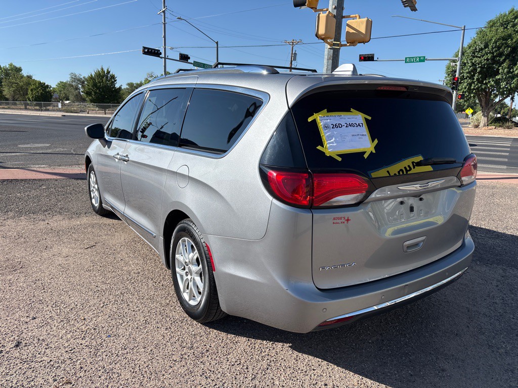 2020 Chrysler Pacifica Image 4