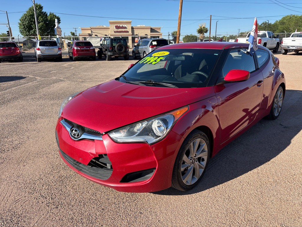 2016 Hyundai Veloster Image 1