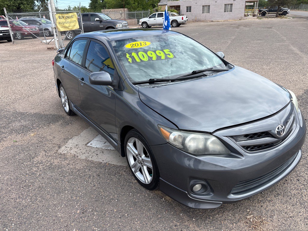 2013 Toyota Corolla Image 2