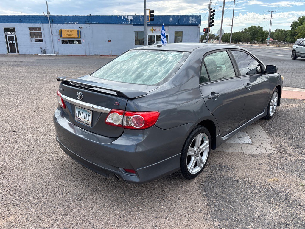 2013 Toyota Corolla Image 3