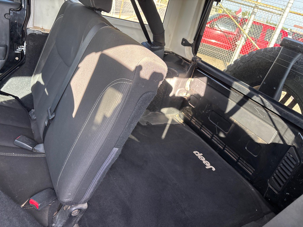 2016 Jeep Wrangler Unlimited Image 6