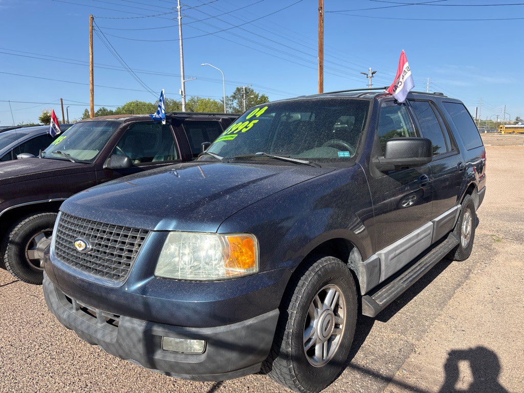 2004 Ford Expedition Image 2