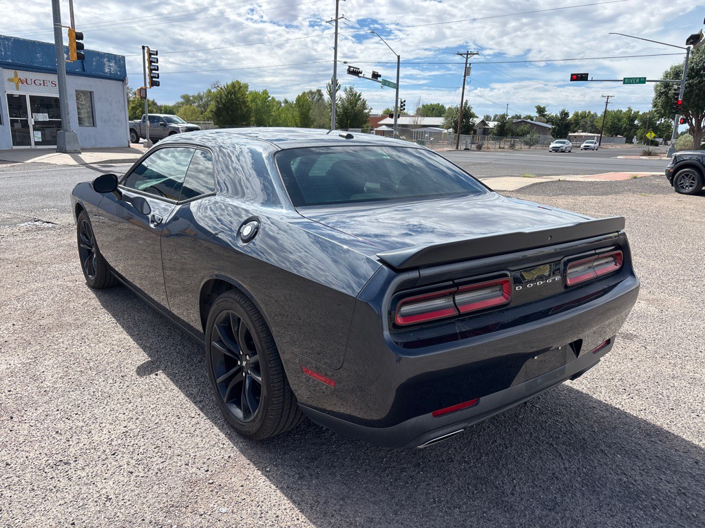 2018 Dodge Challenger Image 3