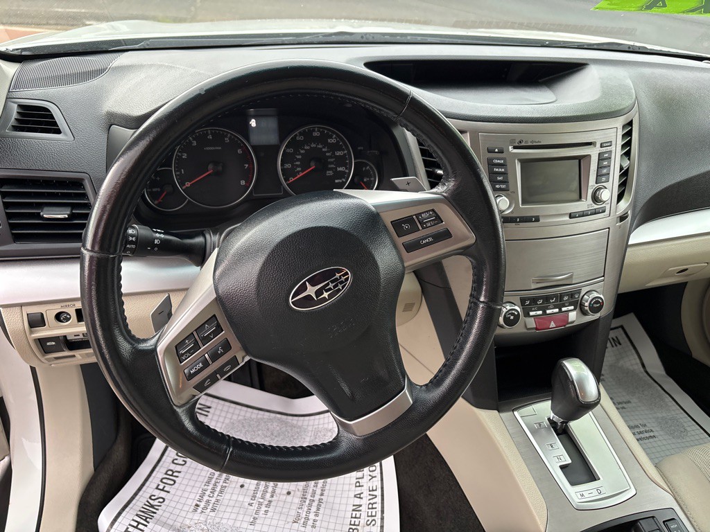 2014 Subaru Outback Image 6