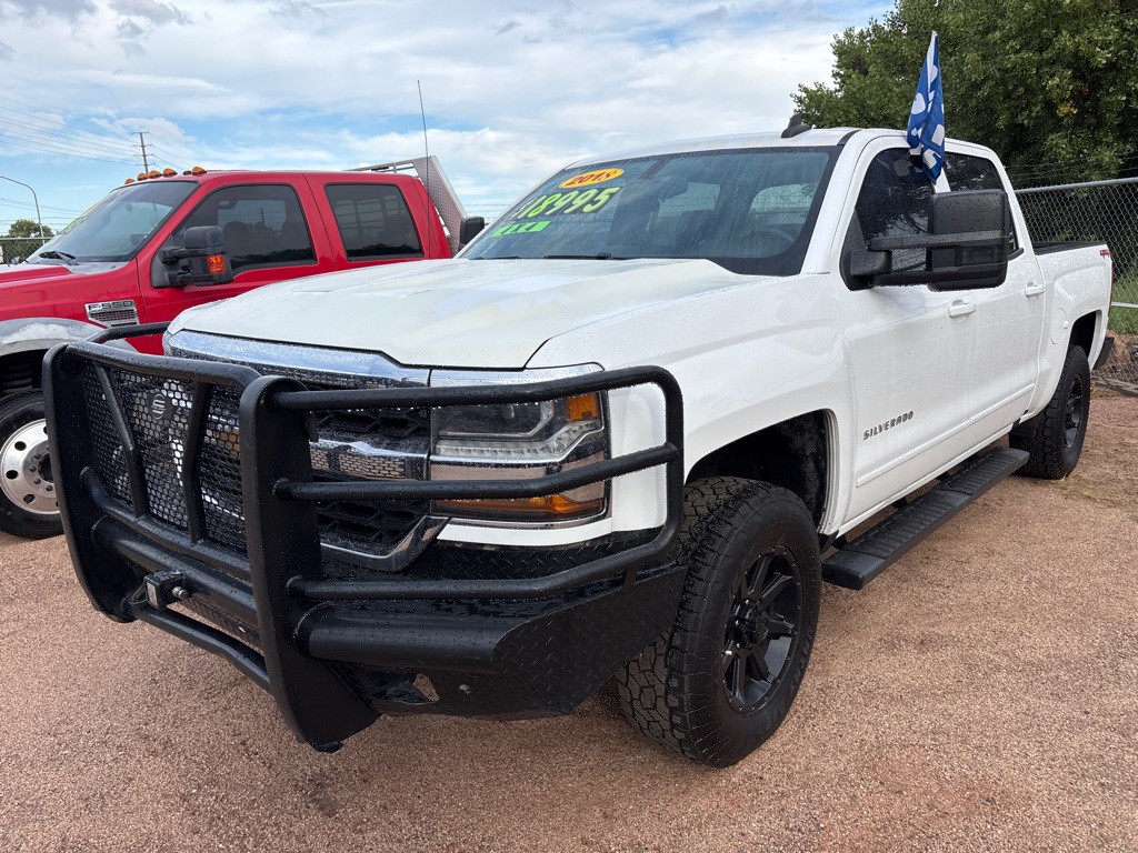 2018 Chevrolet Silverado 1500 Image 2