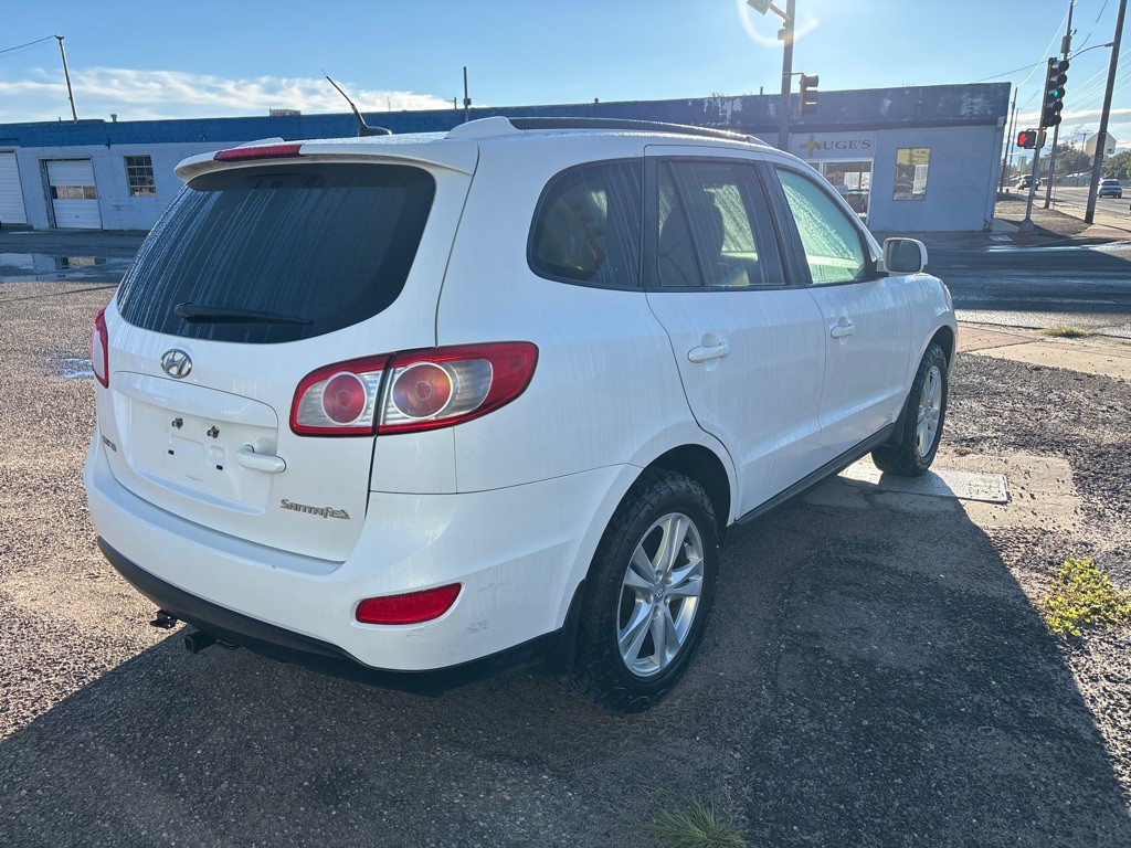 2011 Hyundai Santa Fe Image 3