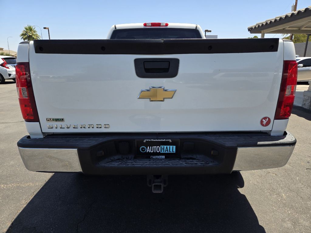 2011 Chevrolet Silverado 1500 Image 3