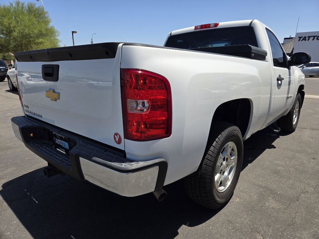 2011 Chevrolet Silverado 1500 Image 4