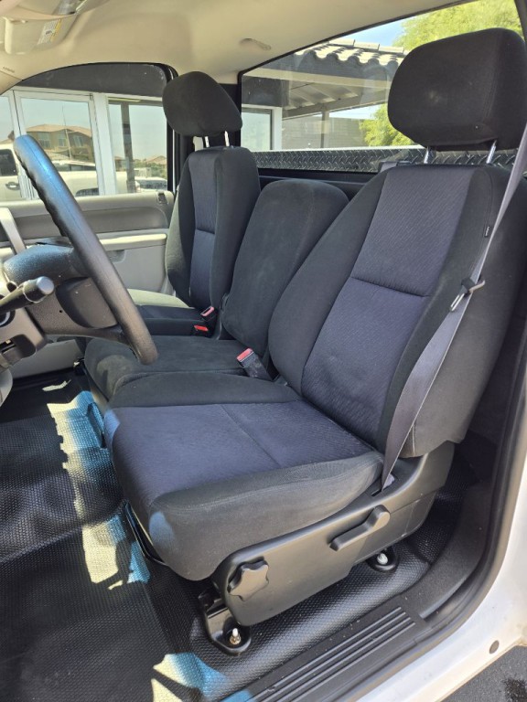 2011 Chevrolet Silverado 1500 Image 11
