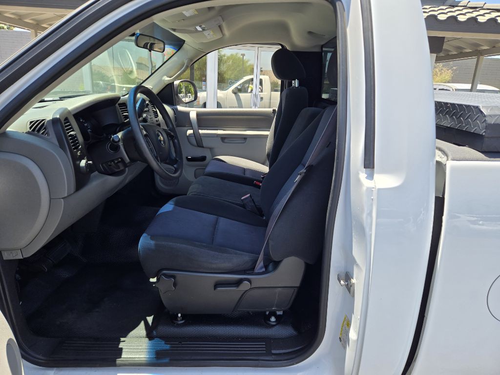 2011 Chevrolet Silverado 1500 Image 12