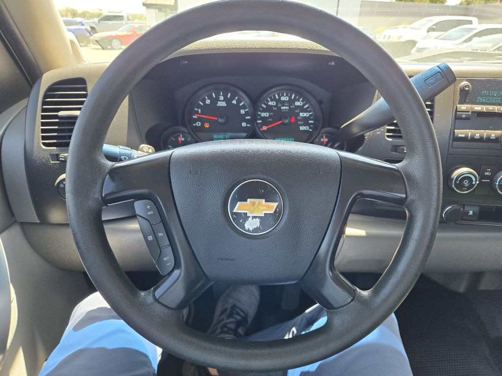 2011 Chevrolet Silverado 1500 Image 16
