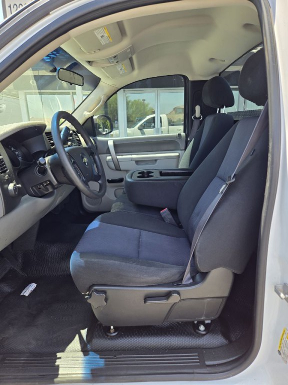 2011 Chevrolet Silverado 1500 Image 18