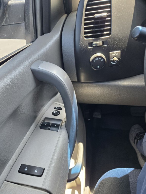 2011 Chevrolet Silverado 1500 Image 19