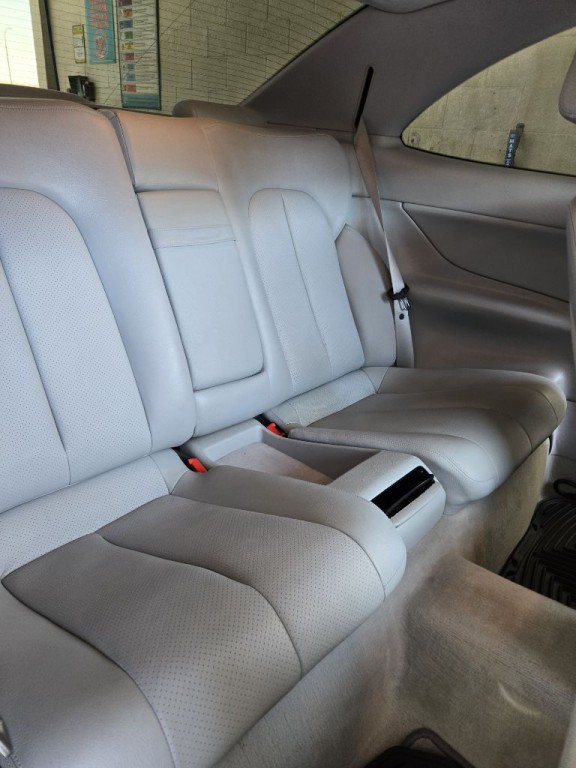 2000 Mercedes-Benz CLK-Class Image 21