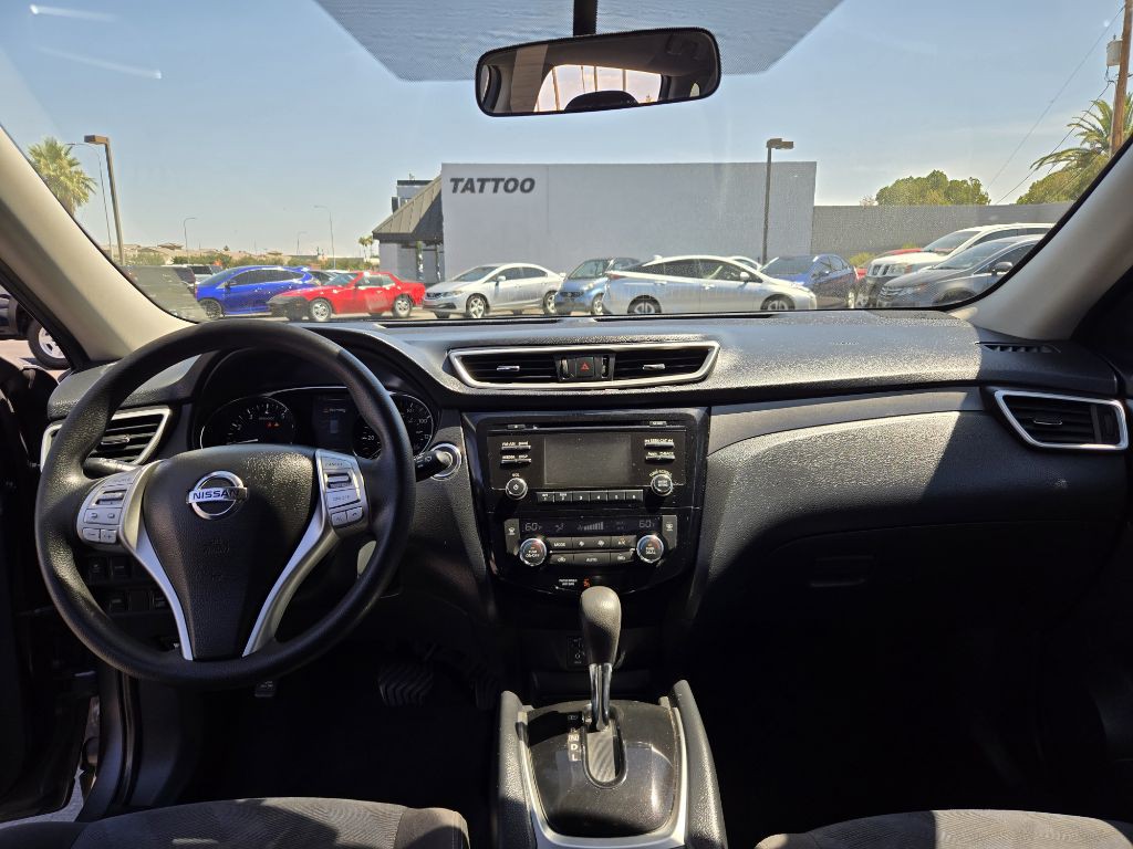 2016 Nissan Rogue Image 12