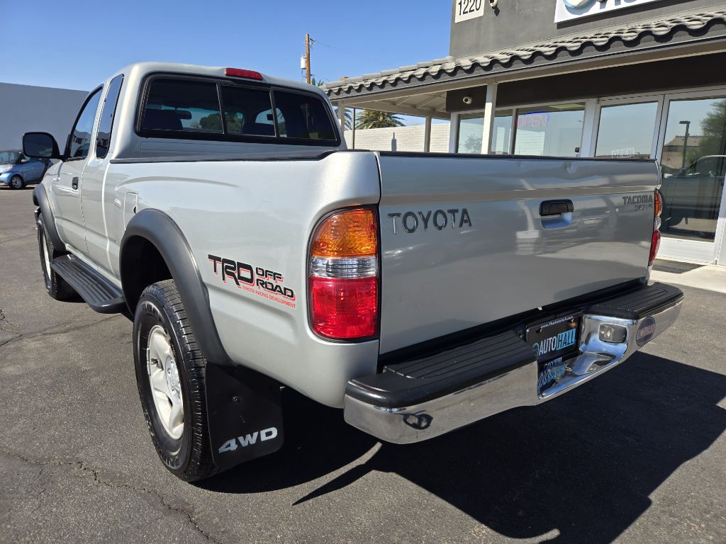 2003 Toyota Tacoma Image 3
