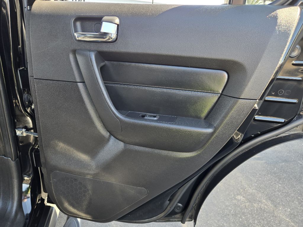 2007 HUMMER H3 Image 15