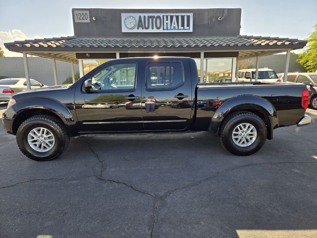 2015 Nissan Frontier Image 2